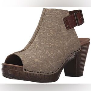 Dansko Reggie Slingback Sandals Heel Shoes in Taupe Lace Nubuck 39 NWOB